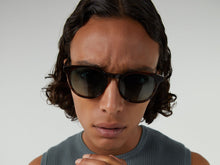 Cargar imagen en el visor de la galería, HUDSON WOOD
